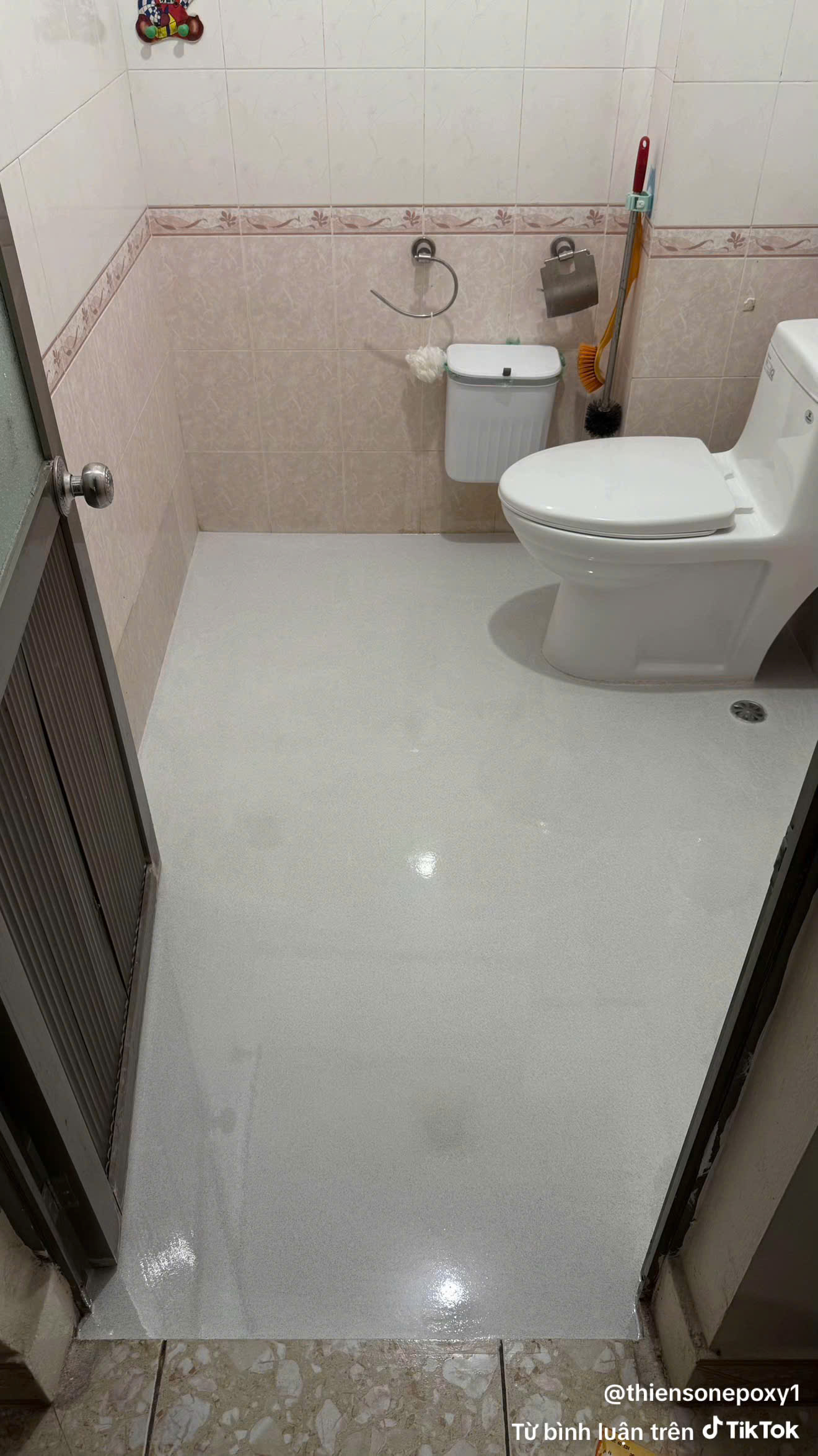 Sơn Epoxy sàn Wc chống thấm