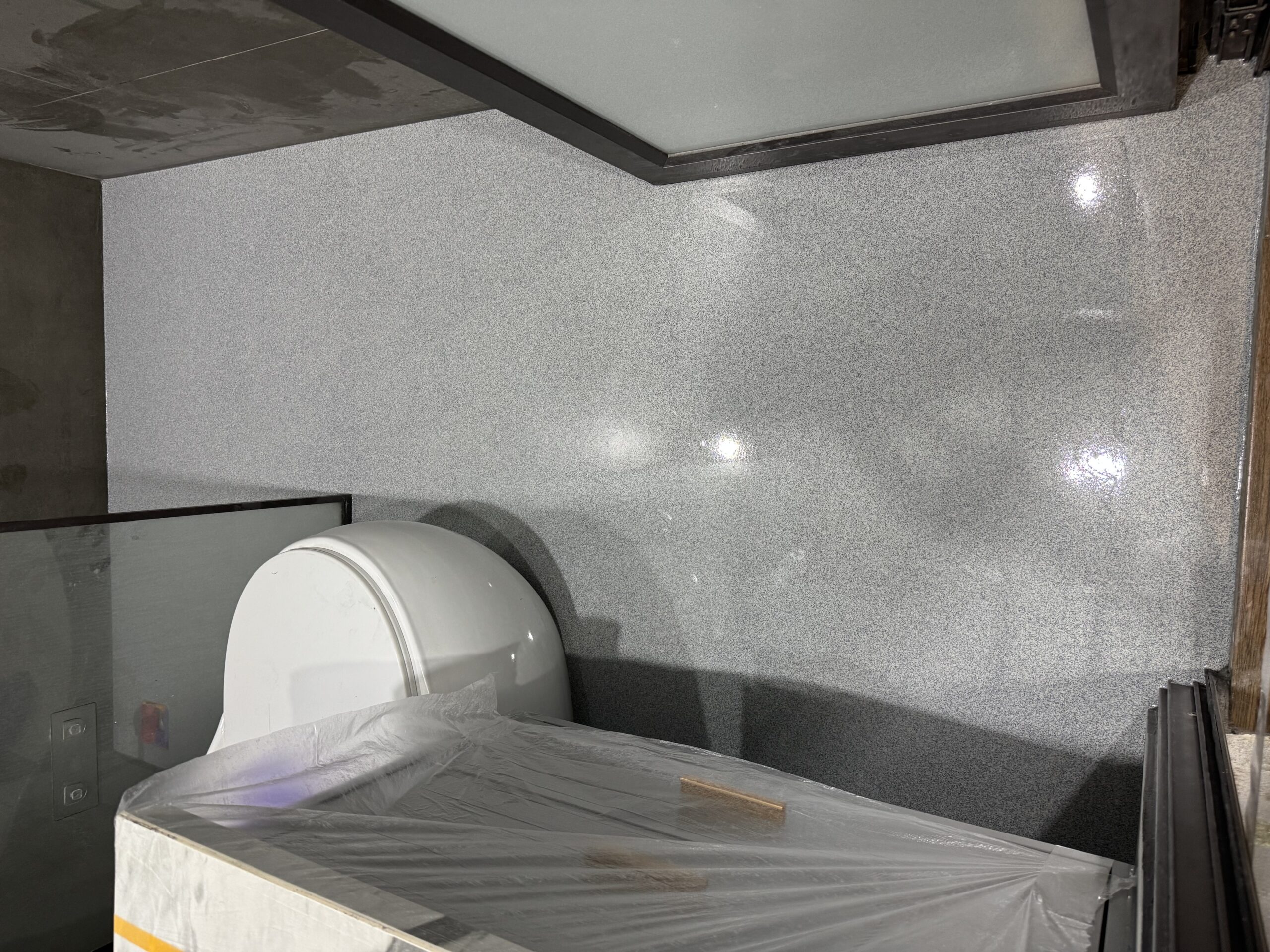 Epoxy Cát Tự San Hiệu Ứng Chống Thấm Nền Vệ Sinh – Giải Pháp Cải Tạo Nhà Tắm Hiện Đại Không Cần Đục Phá